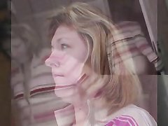Шаловливая зрелая домохозяйка в анальном видео от первого лица изменила супругу