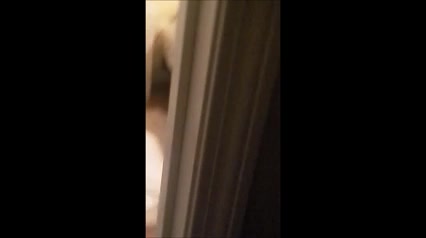 Скрытая камера снимает любительское порно со зрелой женой, изменяющей с квартирантом